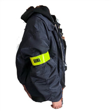 Load image into Gallery viewer, GIRL CUFF